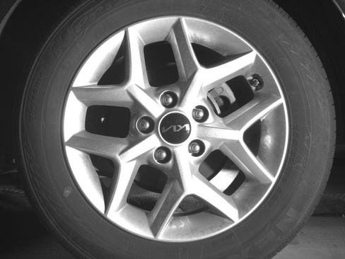 Used 2025 Kia Soul LX w/ LX Technology Package FWD image 19