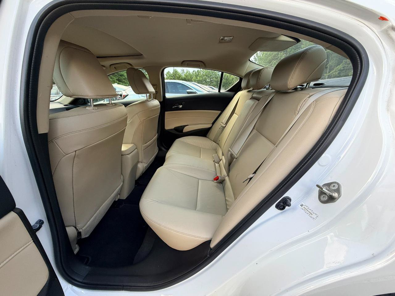 Used 2018 Acura ILX FWD image 10