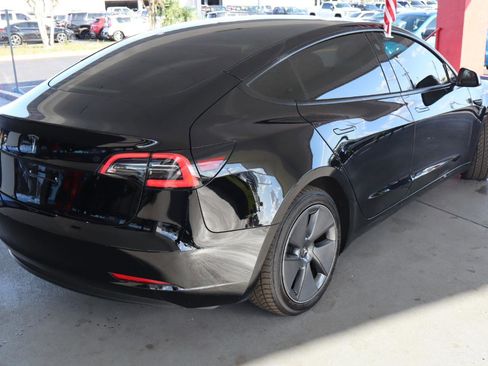 Used 2023 Tesla Model 3 Standard Range image 5