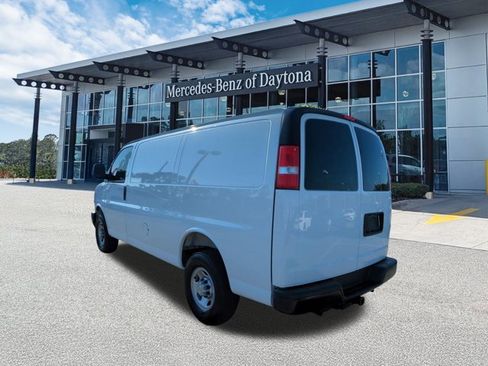 Used 2025 Chevrolet Express 2500 w/ Driver Convenience Package image 6