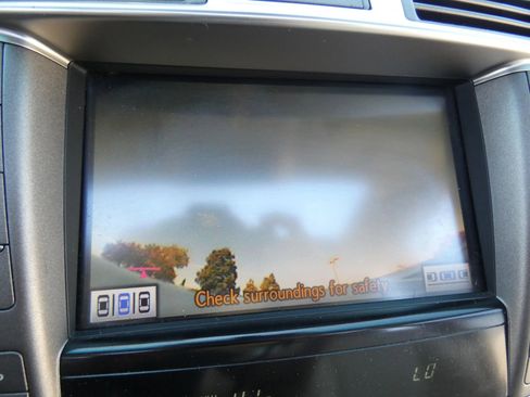 Used 2010 Lexus LS 460 L image 51