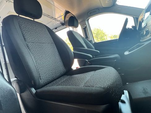Used 2022 Mercedes-Benz Metris image 13
