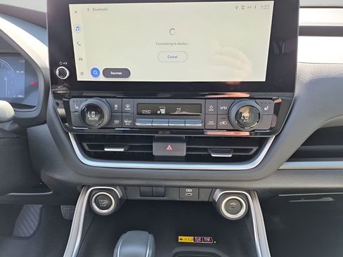 Used 2024 Toyota Grand Highlander XLE image 38