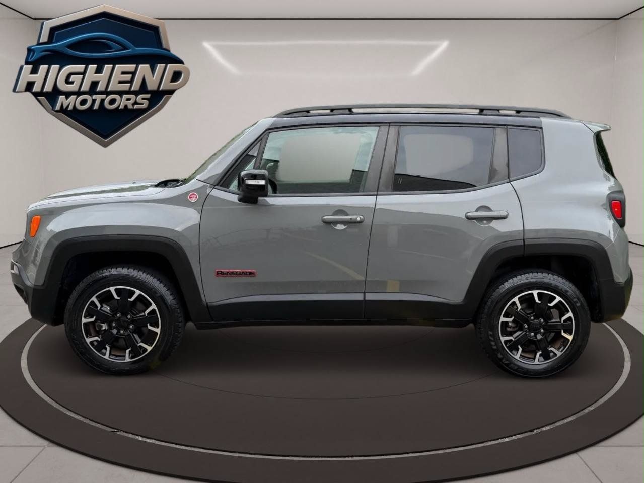Used 2023 Jeep Renegade Trailhawk AWD/4WD image 3