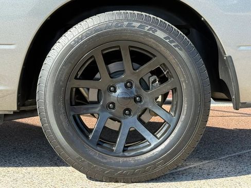 Used 2012 RAM 1500 Express RWD image 28