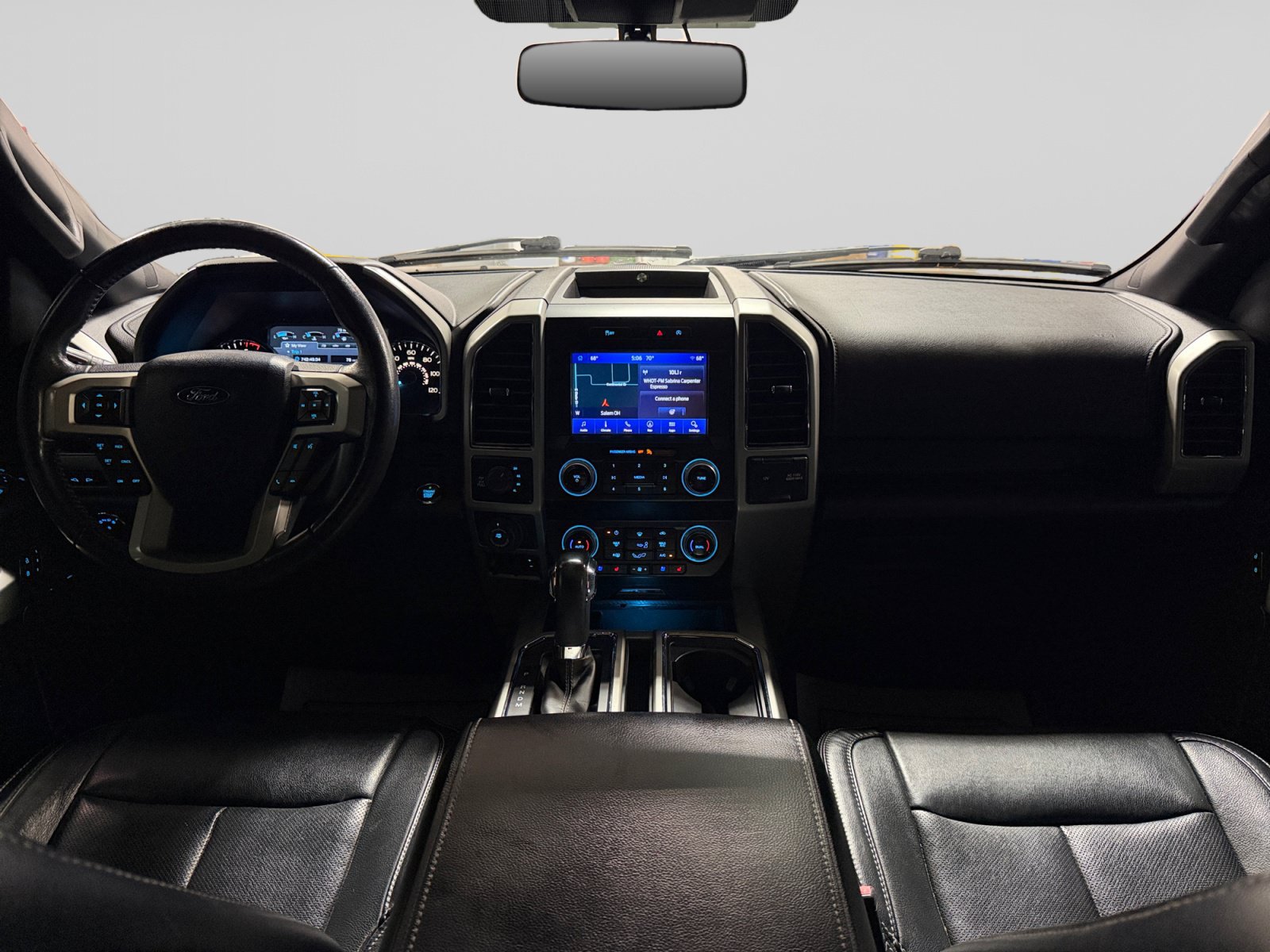 Used 2019 Ford F150 Lariat w/ Equipment Group 502A Luxury AWD/4WD image 16