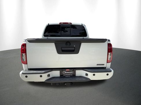 Used 2021 Nissan Frontier SV w/ Midnight Edition Floor Mats RWD image 15