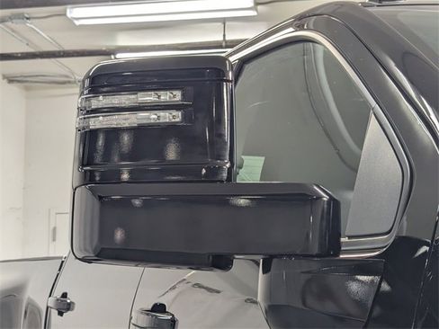 Used 2026 Chevrolet Silverado 3500 LTZ image 37