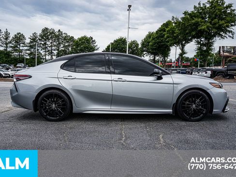 Used 2021 Toyota Camry XSE w/ Navigation Package FWD image 11