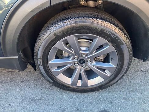 Used 2022 Ford Explorer XLT w/ Equipment Group 202A AWD/4WD image 10