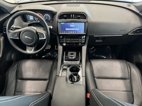 Used 2017 Jaguar F-PACE R-Sport AWD/4WD image 18