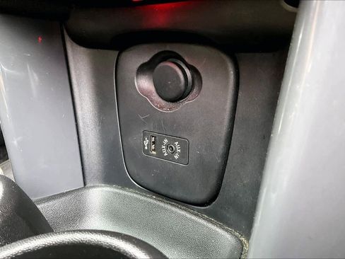 Used 2015 MINI Cooper 2-Door Hardtop image 34