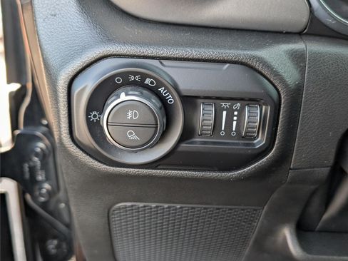 Used 2022 Jeep Gladiator Sport AWD/4WD image 22