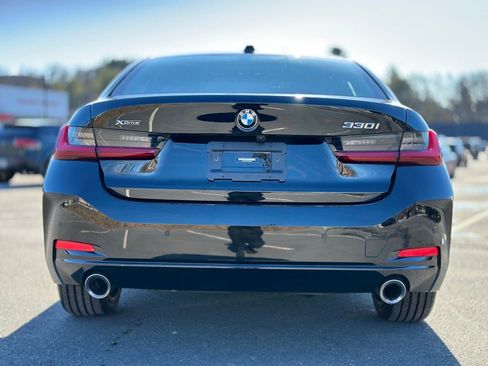 Certified 2023 BMW 330i xDrive Sedan w/ Premium Package image 5