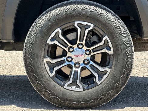 Used 2023 GMC Canyon AT4 w/ AT4 Premium Package image 28