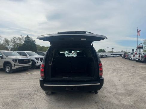 Used 2008 GMC Yukon XL Denali AWD/4WD image 11