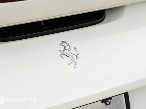 Used 2022 Ferrari F8 Tributo image 17