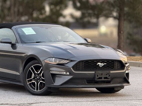 Used 2019 Ford Mustang Premium image 42