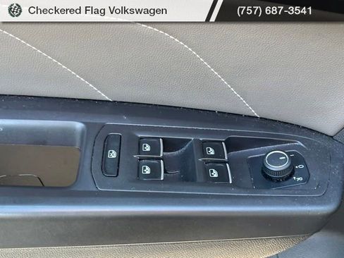 Used 2022 Volkswagen Atlas SE AWD/4WD image 14