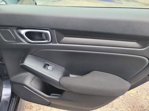 Used 2023 Honda Civic Sport image 17