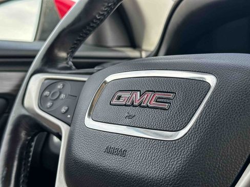 Used 2019 GMC Terrain SLT w/ Preferred Package image 29