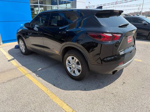 Used 2021 Chevrolet Blazer LT FWD image 2