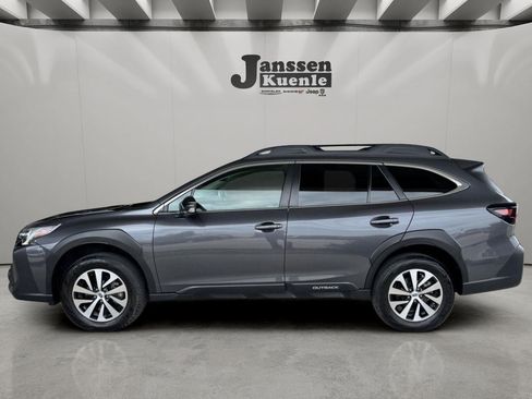 Used 2024 Subaru Outback Premium w/ Popular Package #1A AWD/4WD image 1