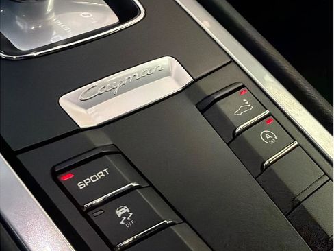 Used 2016 Porsche Cayman image 18