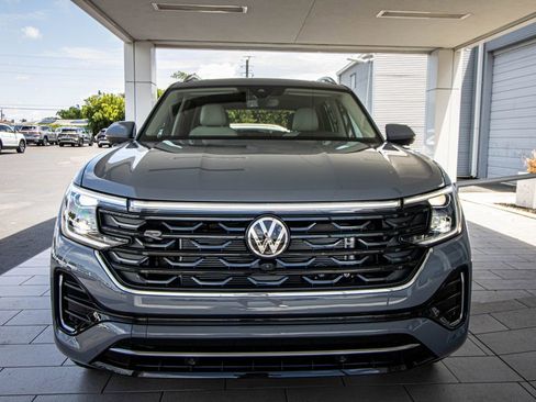 New 2026 Volkswagen Atlas SEL Premium R-Line AWD/4WD image 9