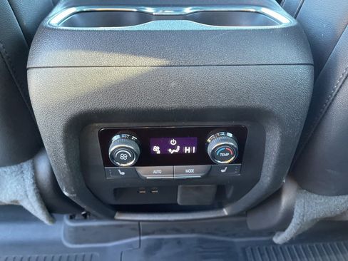 Certified 2024 Chevrolet Traverse RS w/ LPO, Floor Liner Package image 17