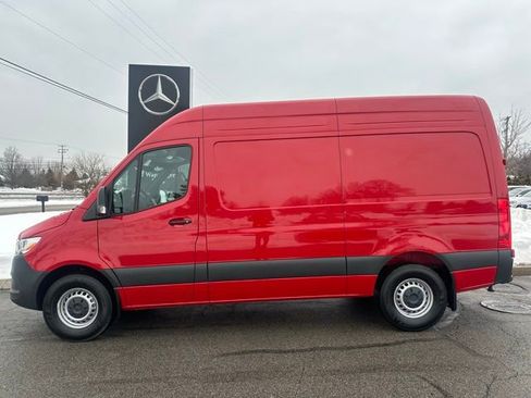 Used 2026 Mercedes-Benz Sprinter 144 Cargo image 2
