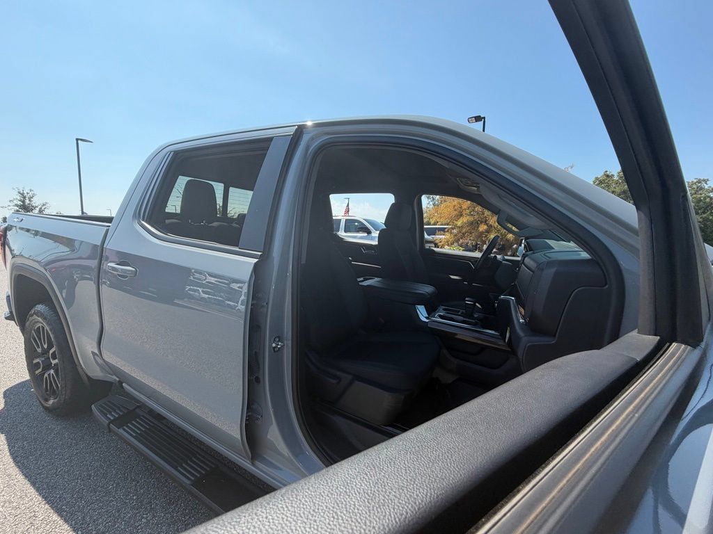 Used 2024 GMC Sierra 1500 Elevation w/ Preferred Package AWD/4WD image 41