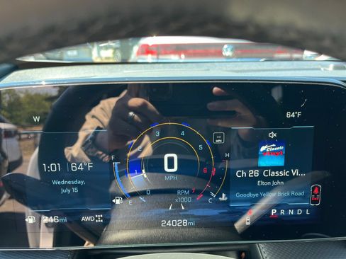 Used 2025 Chevrolet Equinox LT AWD/4WD image 41