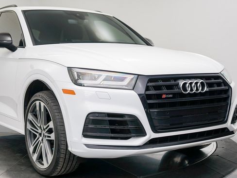 Used 2020 Audi SQ5 Premium Plus w/ Premium Plus Package image 11