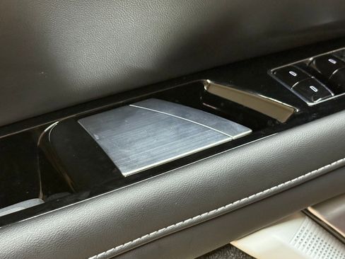 New 2025 Cadillac Optiq Sport 2 w/ LPO, Floor Liner Package image 23