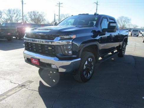 Certified 2020 Chevrolet Silverado 2500 LT w/ All Star Edition image 11