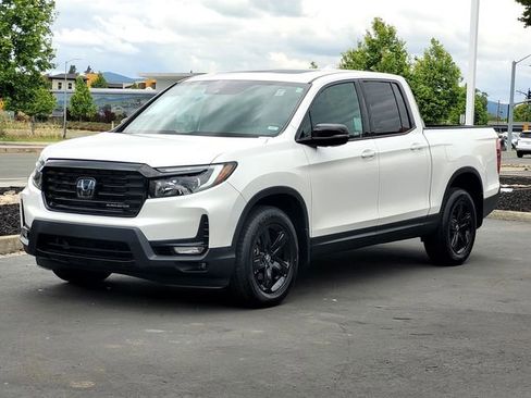 Used 2023 Honda Ridgeline Black Edition image 9