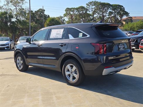 New 2026 Kia Sorento LX image 6