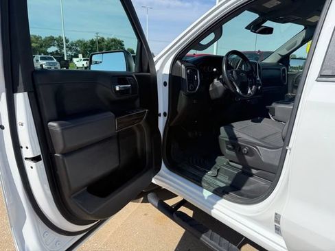 Used 2022 Chevrolet Silverado 1500 RST AWD/4WD image 10