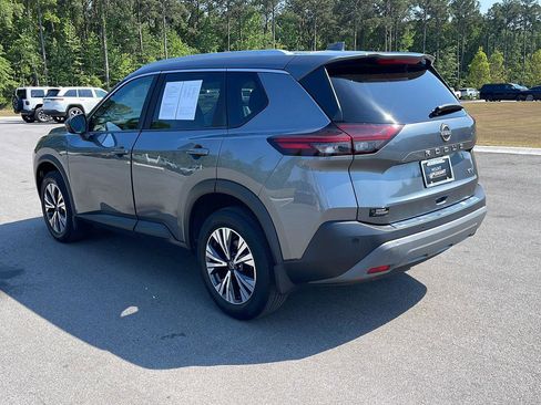 Used 2023 Nissan Rogue SV w/ SV Premium B Package FWD image 5