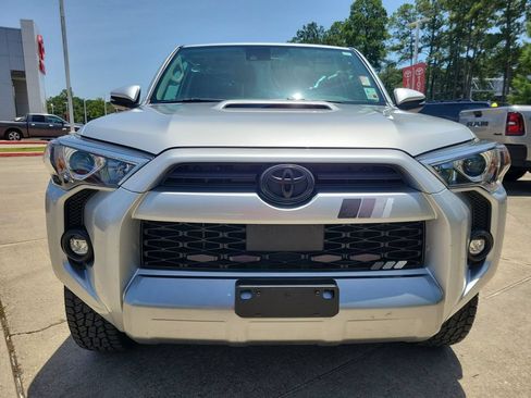 Used 2022 Toyota 4Runner TRD Off-Road Premium w/ Moonroof Package AWD/4WD image 4
