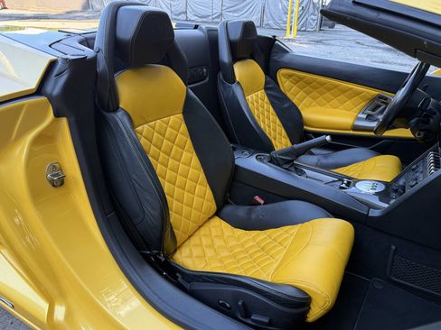 Used 2011 Lamborghini Gallardo LP 560-4 AWD/4WD image 12