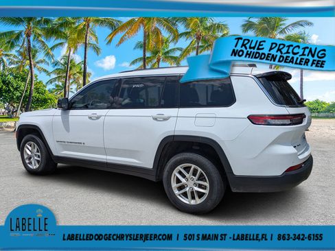 Used 2023 Jeep Grand Cherokee L Laredo AWD/4WD image 5