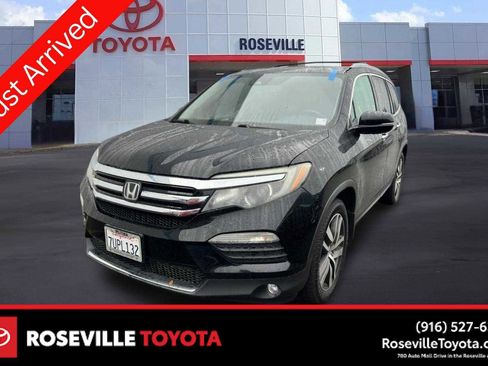 Used 2016 Honda Pilot Elite image 1
