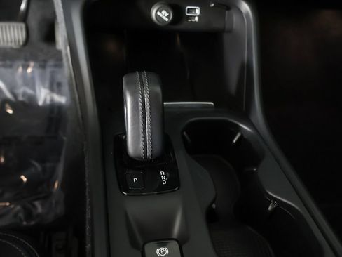 Used 2019 Volvo XC40 T5 Momentum AWD/4WD image 42