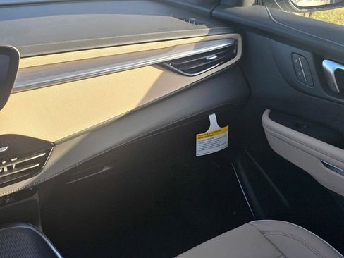 New 2026 Buick Enclave Preferred image 7