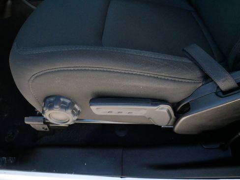 Used 2022 Jeep Wrangler Willys image 20