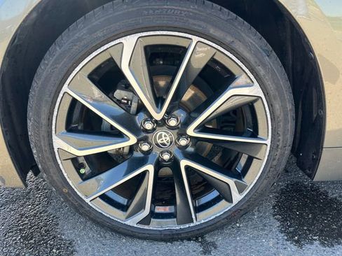 Used 2019 Toyota Corolla XSE FWD image 26