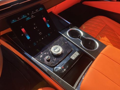 Used 2026 Cadillac Escalade Platinum Sport image 36