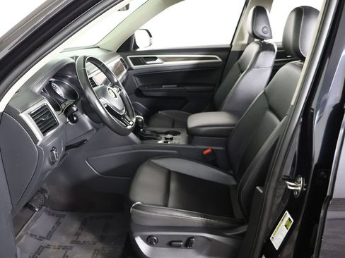 Used 2018 Volkswagen Atlas SE AWD/4WD image 33